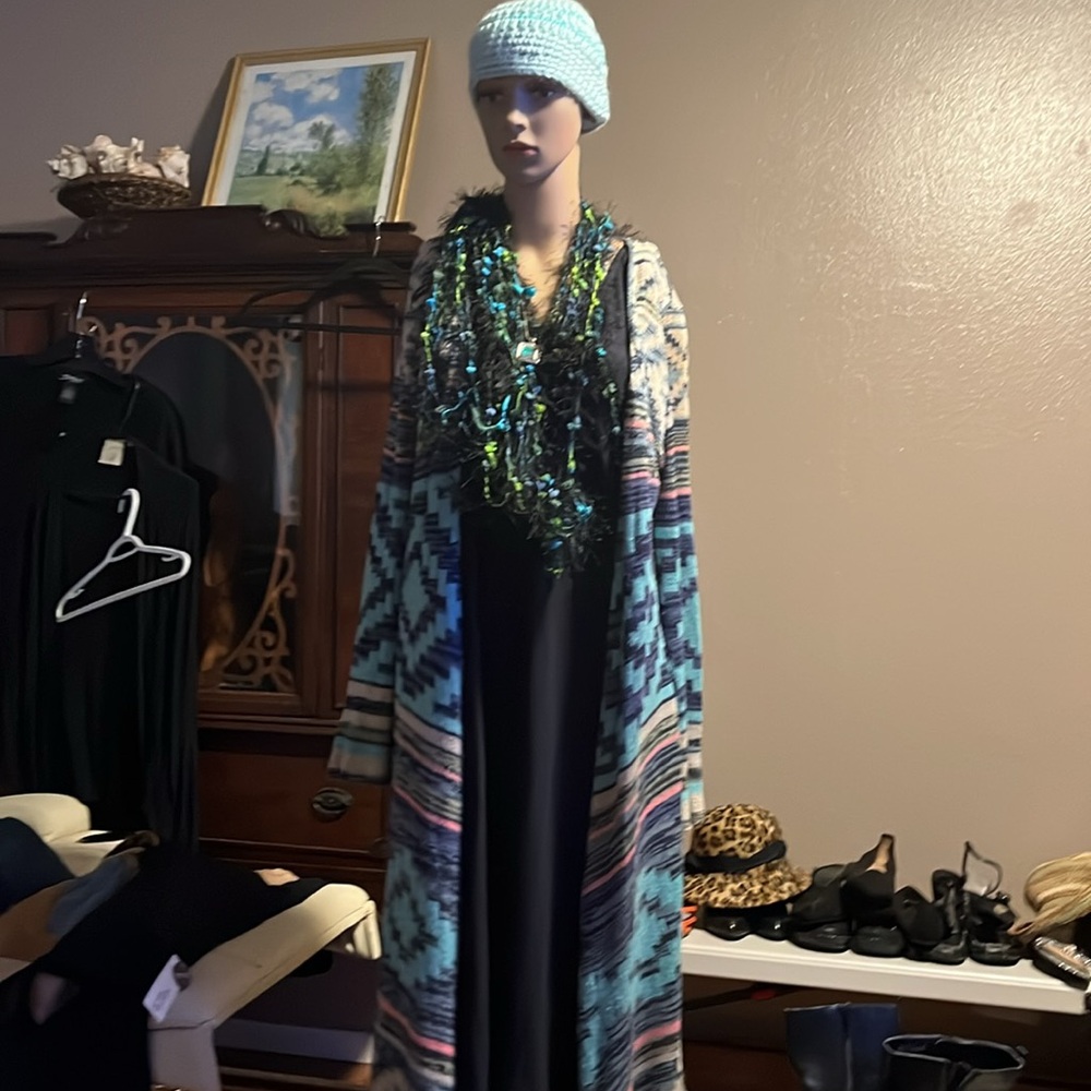 Long multi colored Long Sweater - Picture 5 of 6
